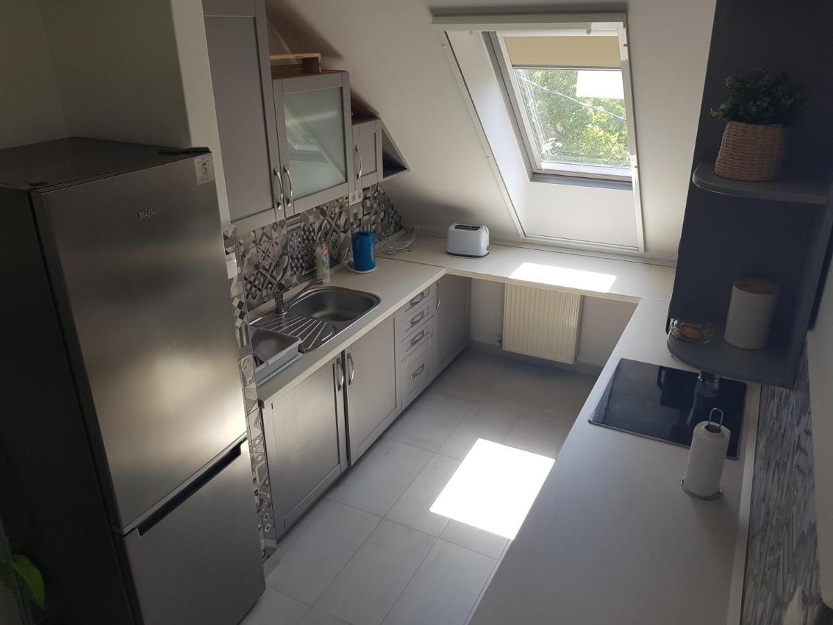 Zoli Apartmanok-Adri Koelcsey 32 Hajdúszoboszló Exterior foto